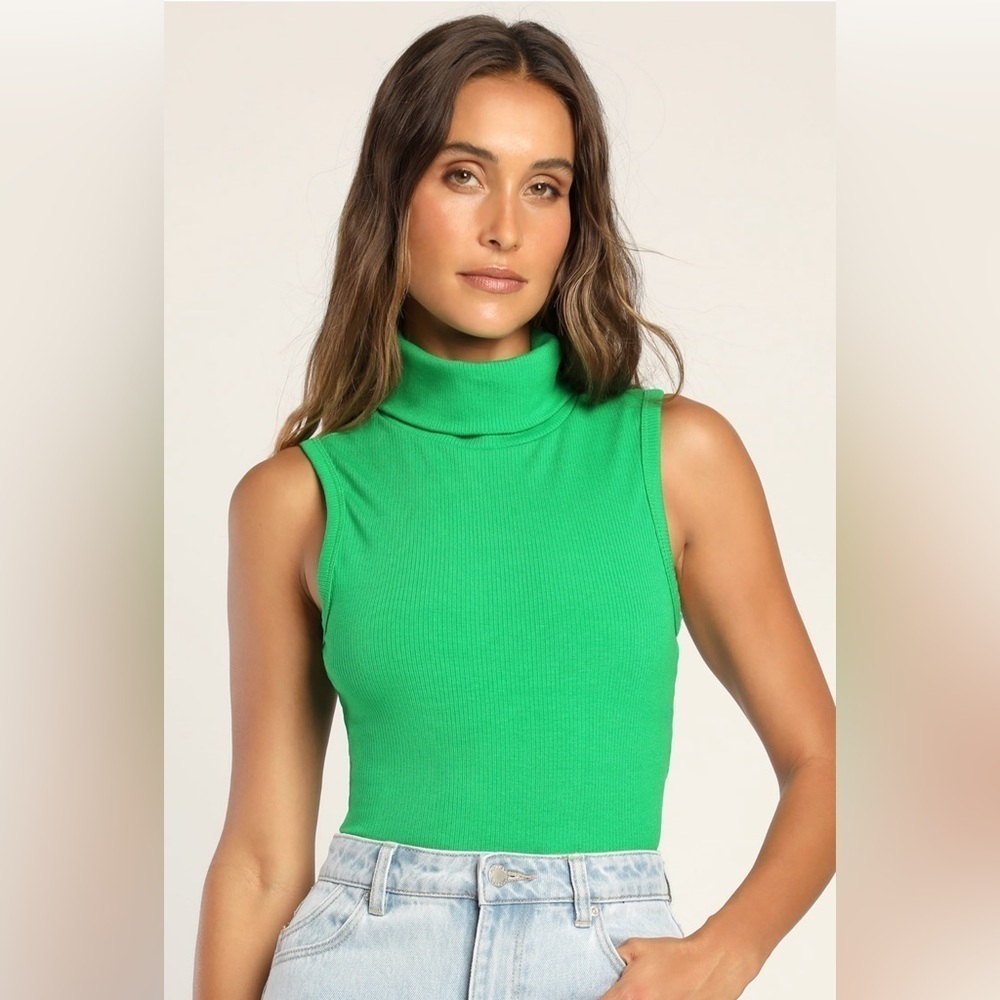 NWOT Spark My Interest Green Ribbed Turtleneck Crop Tank Top